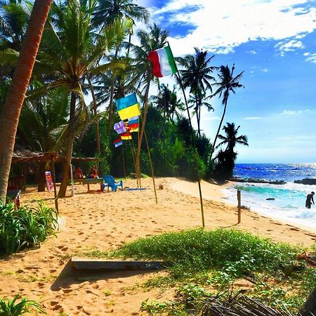 Akurala Beach Boutique Resort Ngoại thất bức ảnh