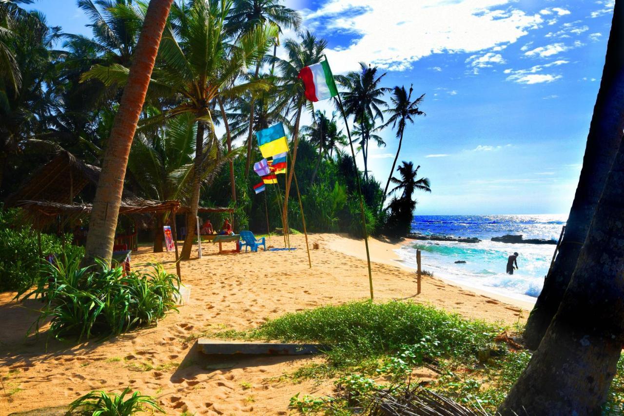 Akurala Beach Boutique Resort Ngoại thất bức ảnh
